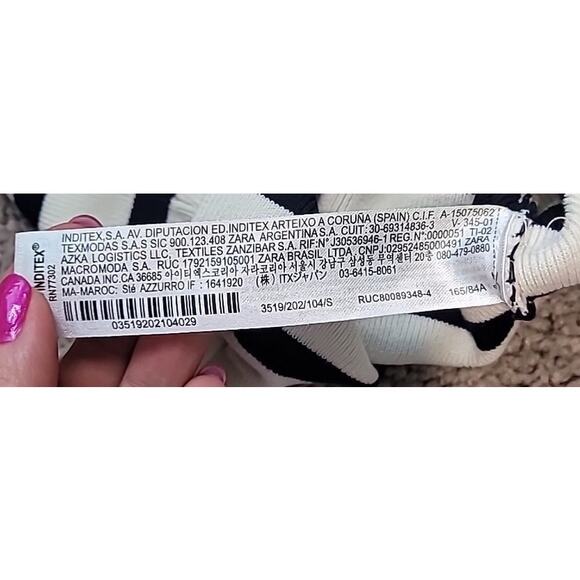 🖤 ZARA Knit Cropped Pullover – White & Black Stripes – Women’s Small – EUC 🤍 - Picture 7 of 7